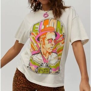 Evereve ‘Elton’ Daydreamer T-Shirt